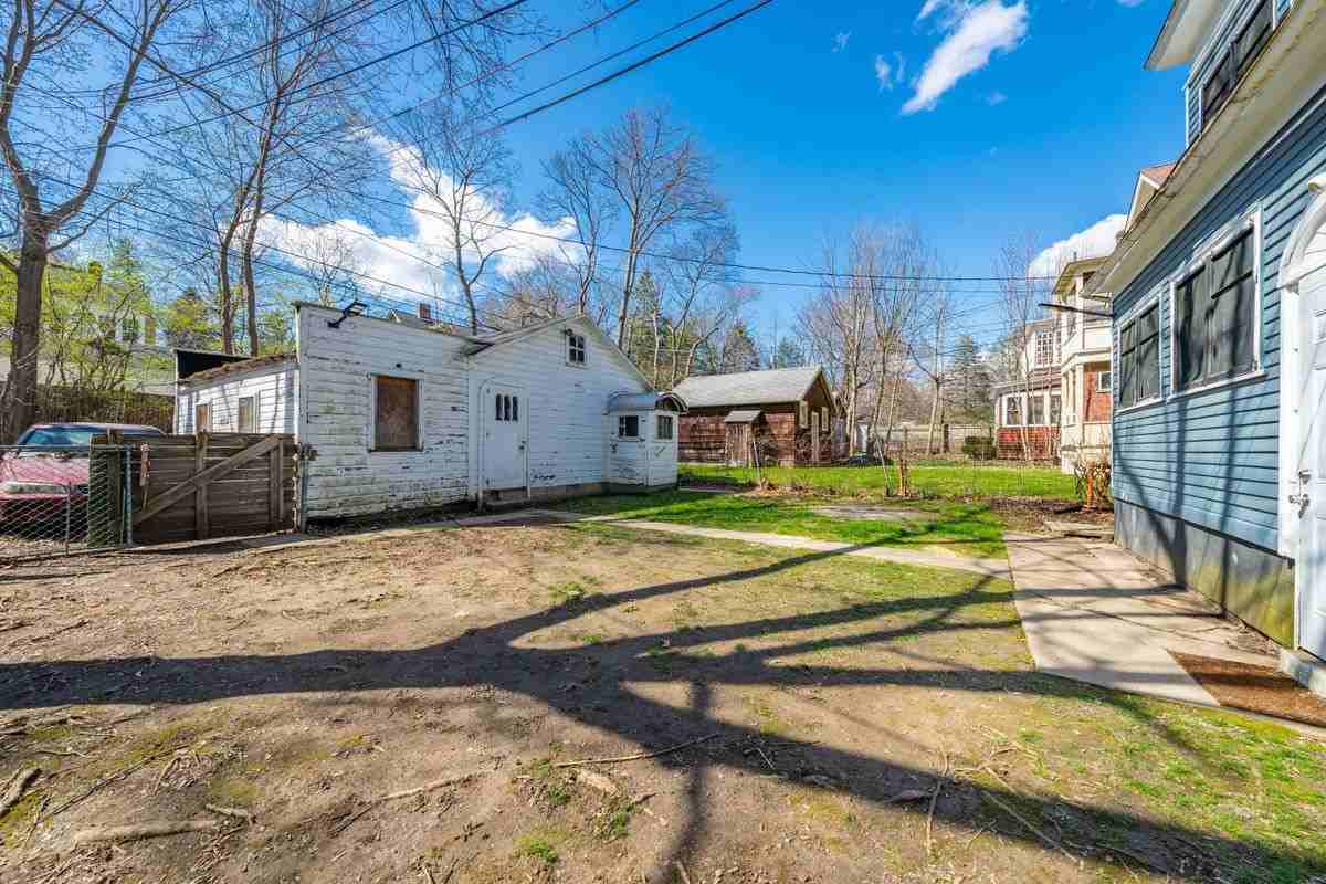 1257 Glenwood Blvd - Photo 3 of 15