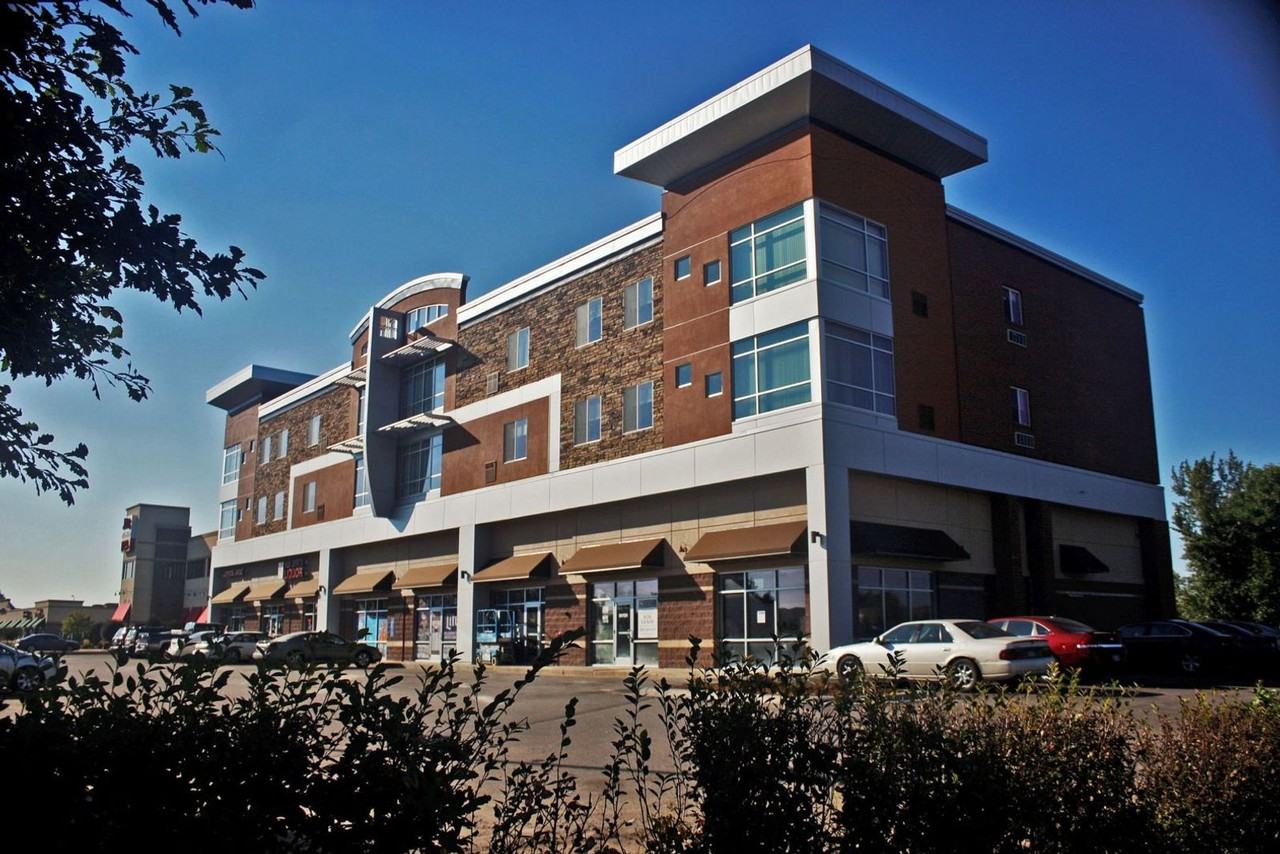 Stadium Center Lofts - Photo 2 of 36