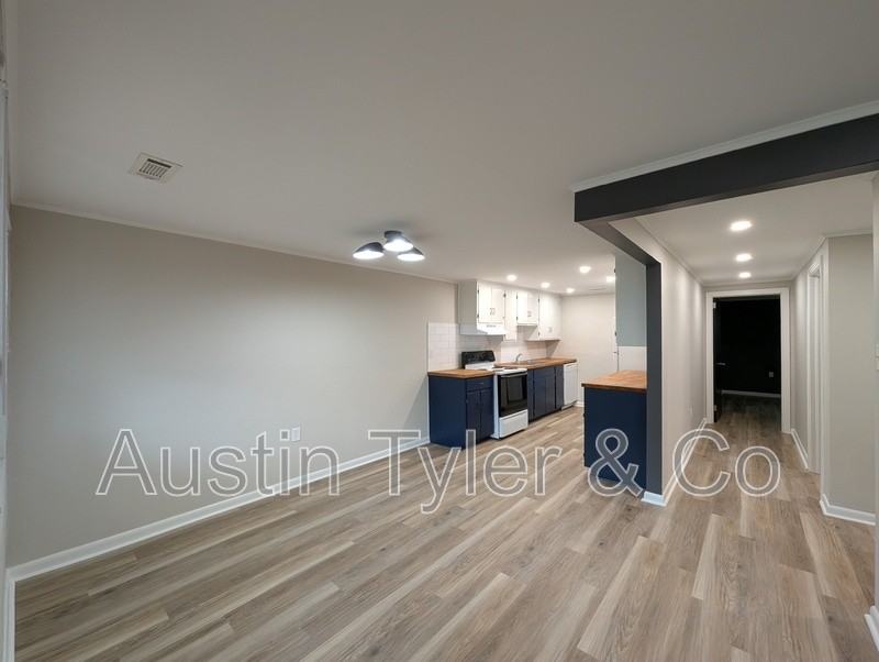 2984A Hospital Dr - Photo 7 of 23