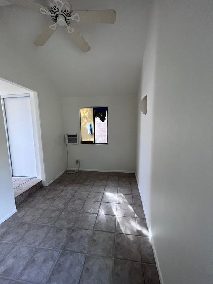 514 E Calle Roca #A - Photo 7 of 9