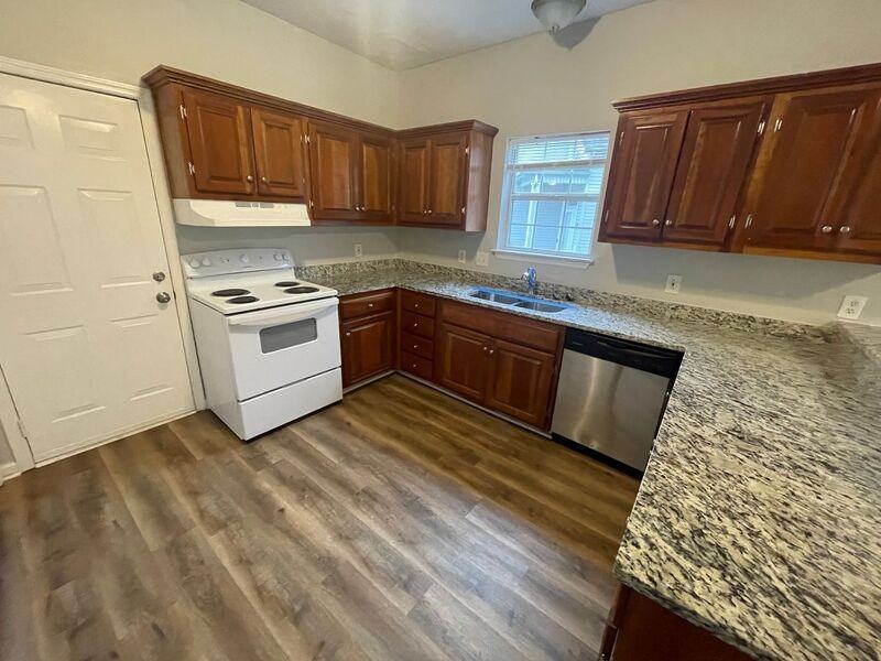 712 Bell Trace Cv - Photo 2 of 24