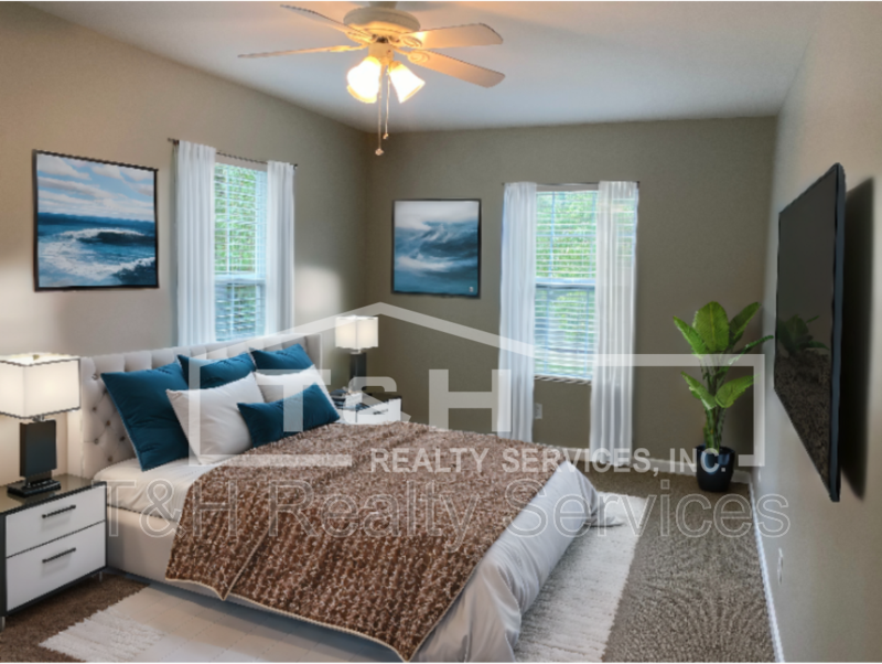 151 W 49th St - Photo 2 of 20