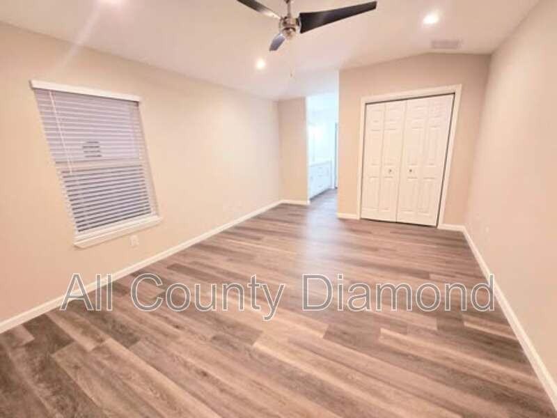 518 J H Crews Cir - Photo 6 of 13