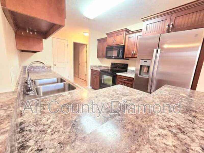 2703 Camryns Ct - Photo 5 of 27