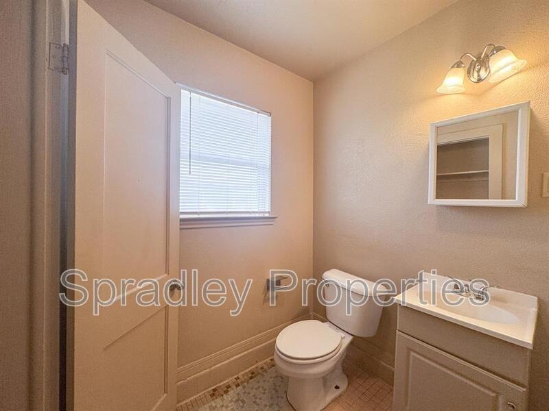 234B W 7th Ave - Photo 6 of 9