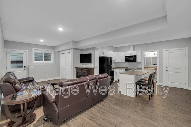 2580B Crown Crest Dr - Photo 5 of 11