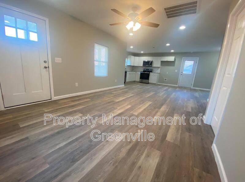 104 Durham St - Photo 3 of 14