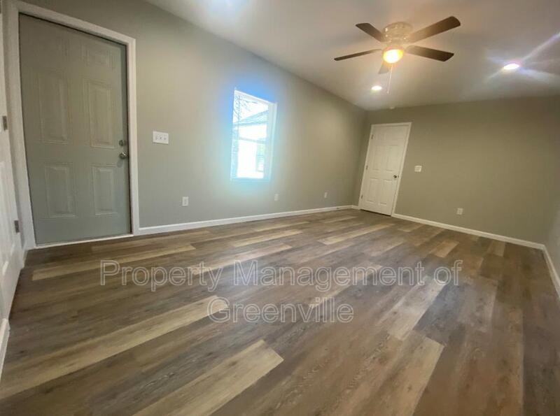 104 Durham St - Photo 6 of 14