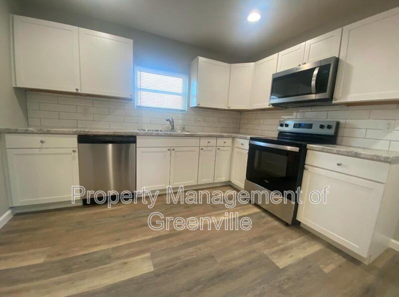 104 Durham St - Photo 7 of 14