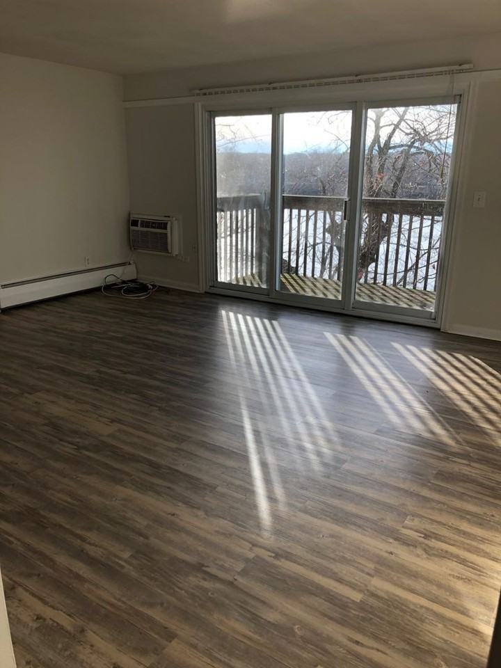 River Hollow Apartments LP - Photo 6 of 12