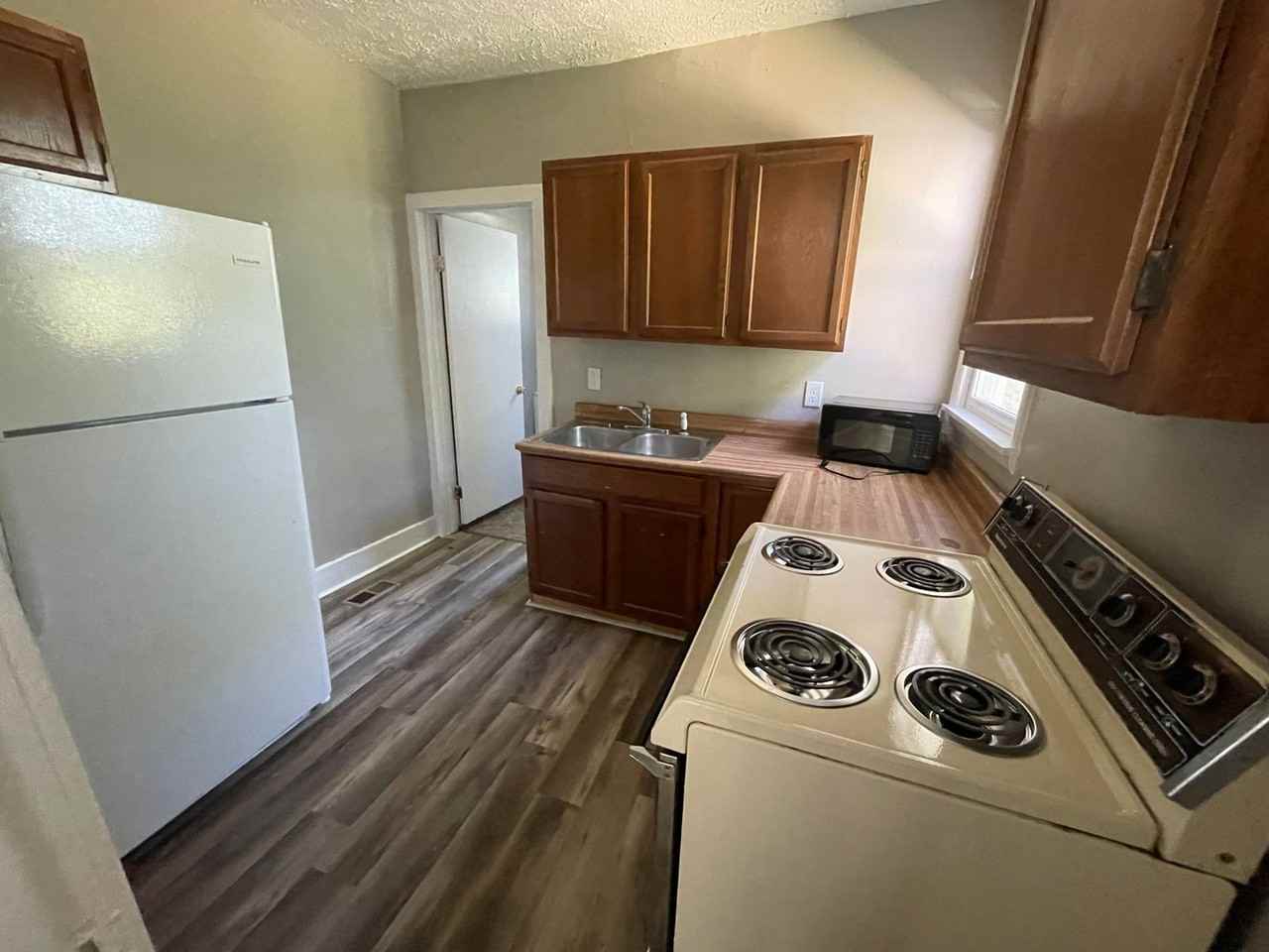 Owen Crossing Apartments - Photo 2 of 24