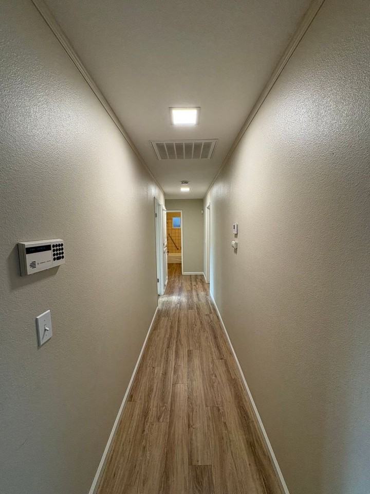 4230 W Grove Ct - Photo 7 of 36