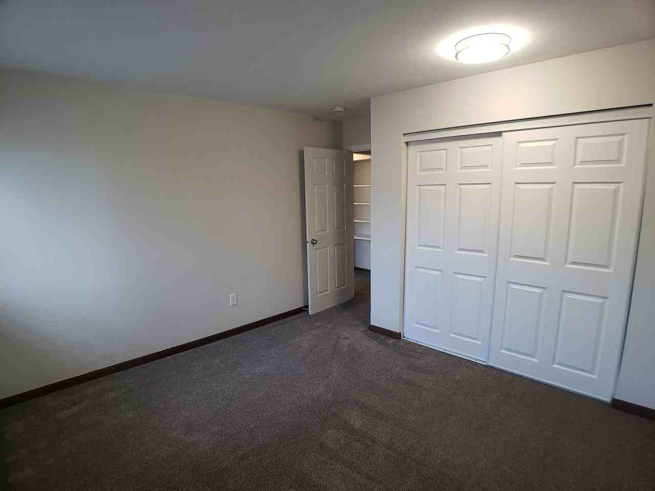 321 321 1st Ave SE - RHS LONS- #6 - Photo 5 of 12
