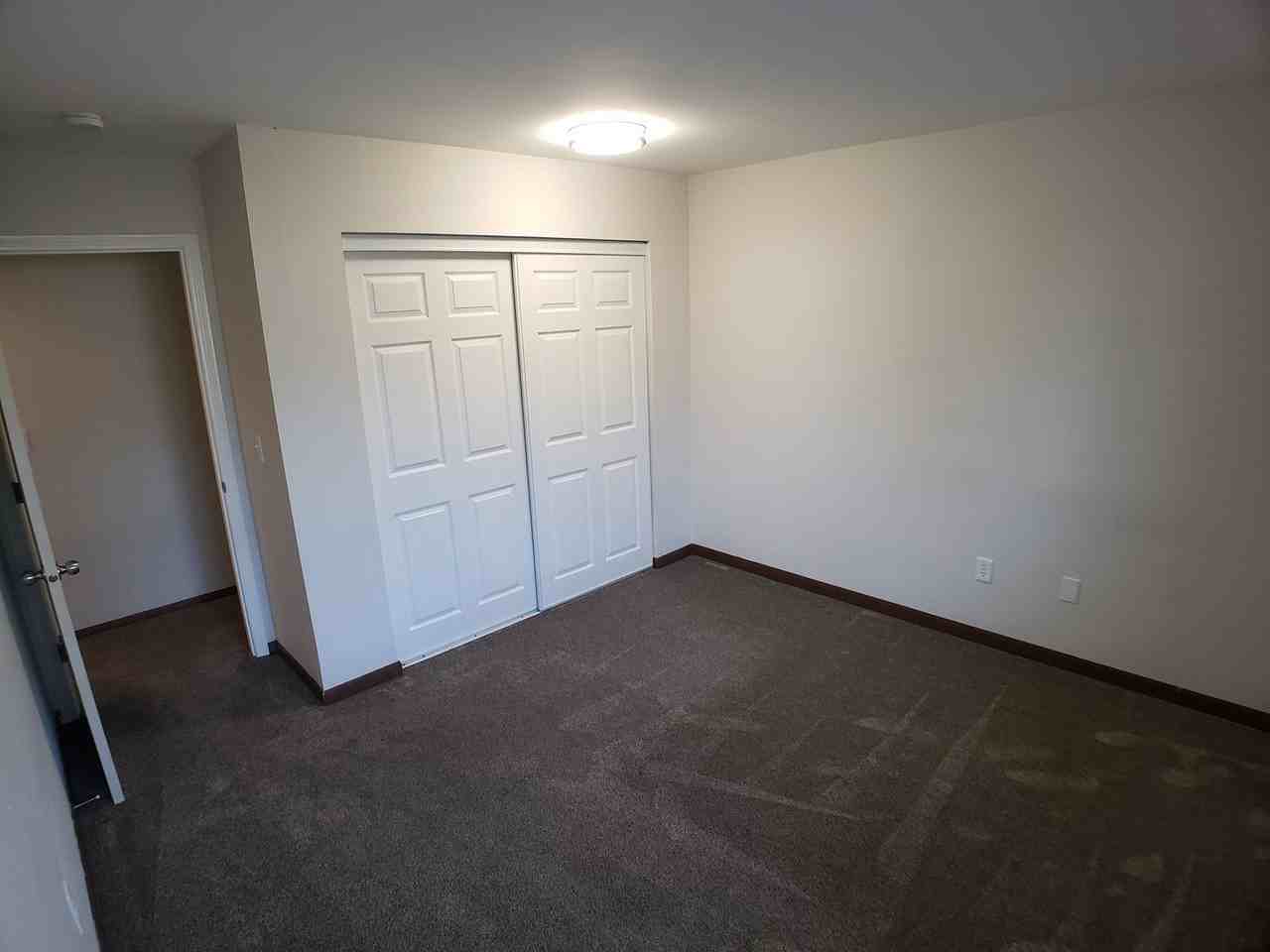 321 321 1st Ave SE - RHS LONS- #6 - Photo 6 of 12