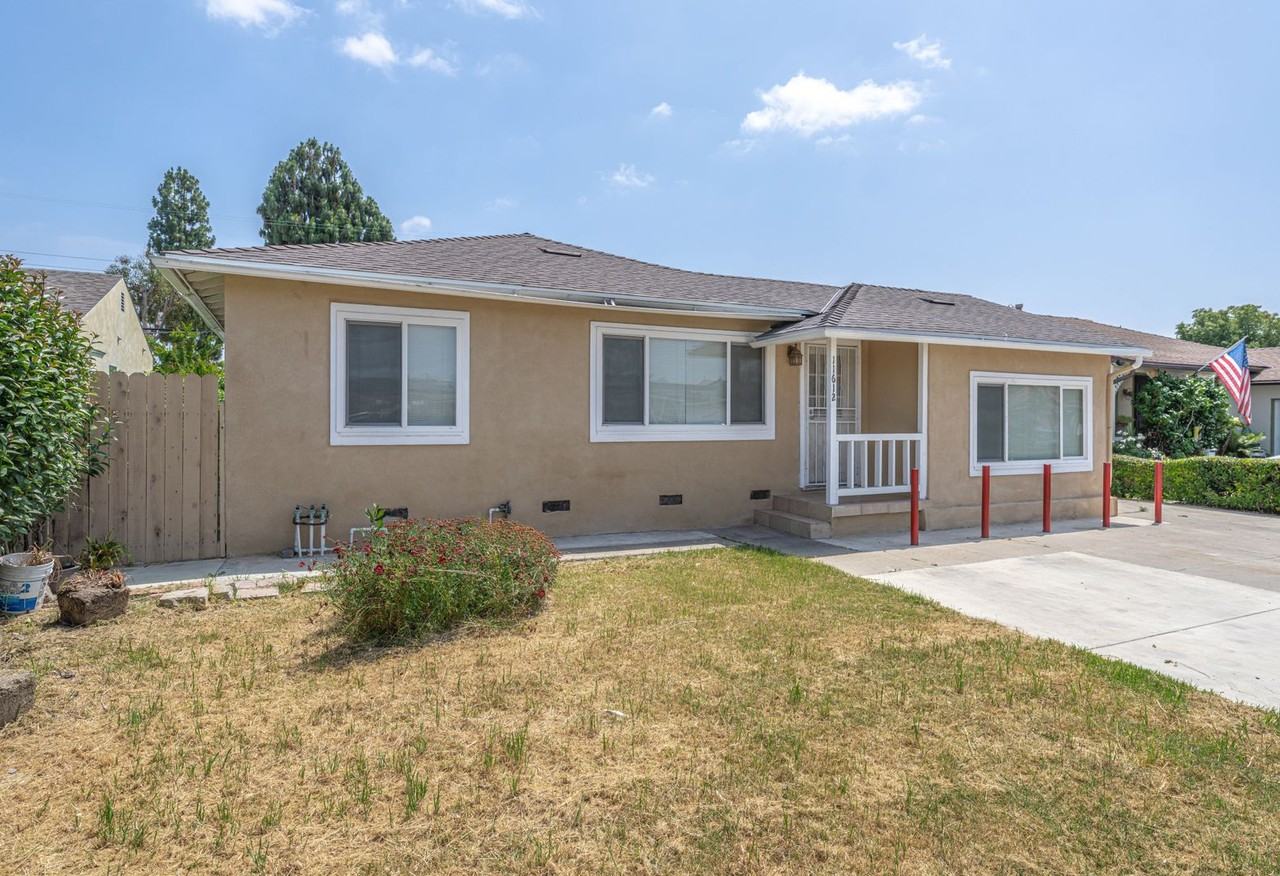 11612 Dorada Ave - Photo 2 of 26