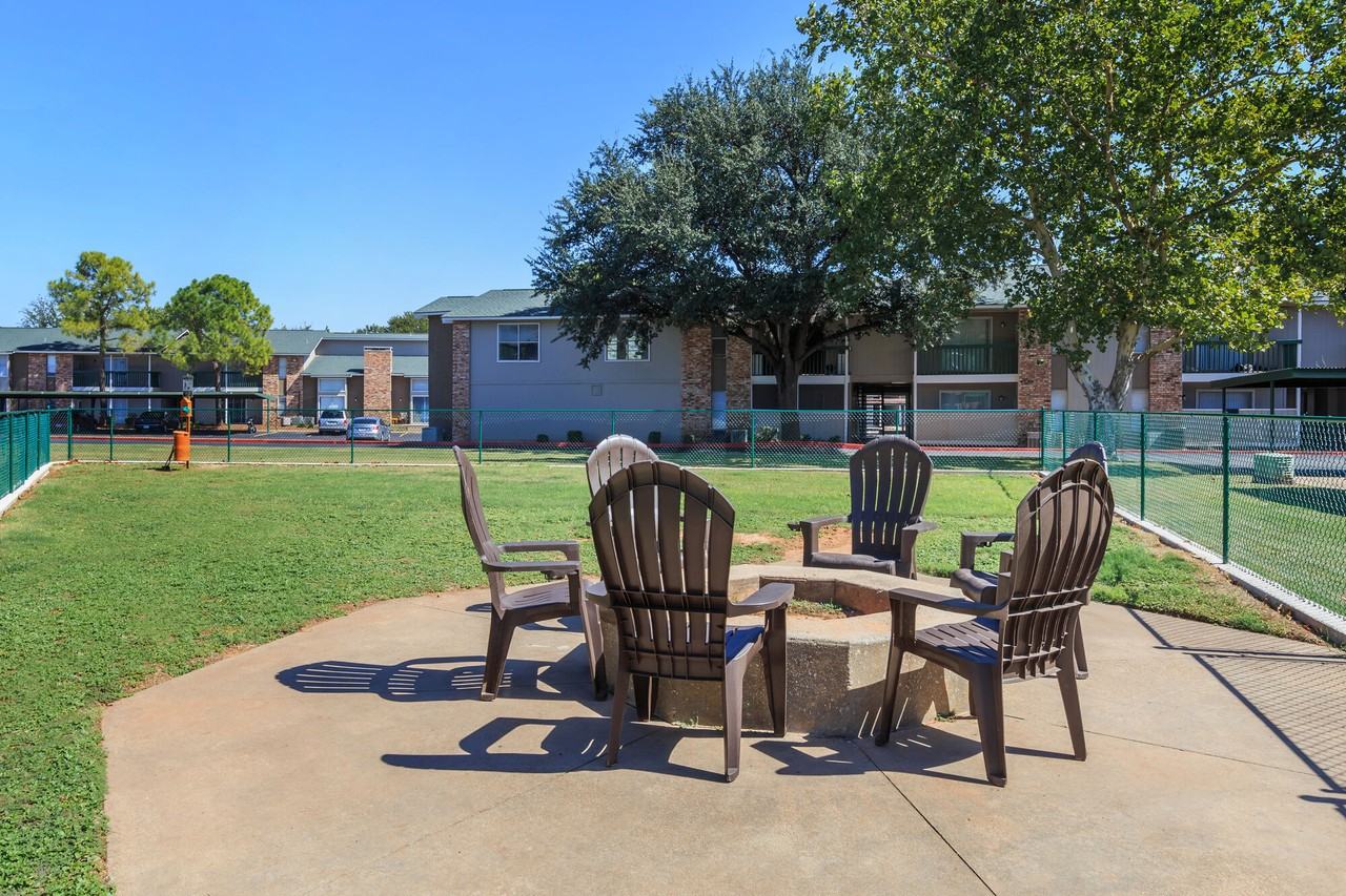 Waterford Glen - Photo 7 of 49