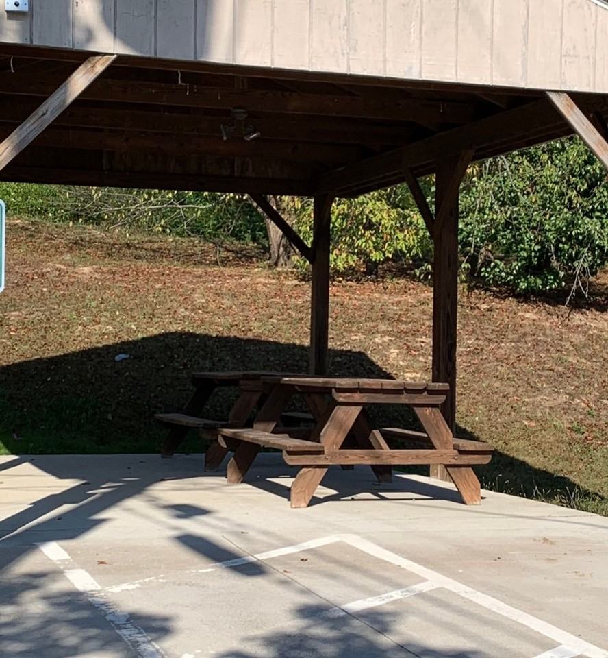 The Gables Apartments - Photo 4 of 15