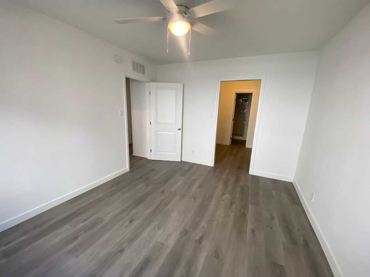 4800 August St. - Photo 4 of 26