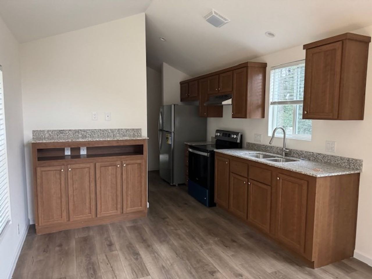 16940 Ferry Creek Heights Rd #3 - Photo 2 of 8