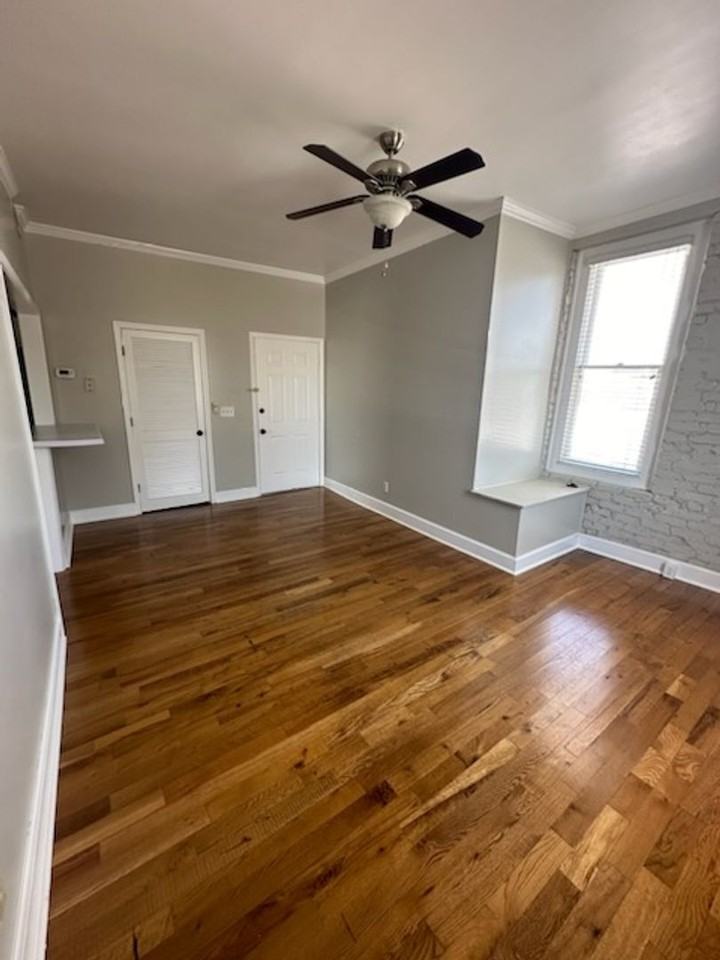 117 S Main St - Photo 2 of 16
