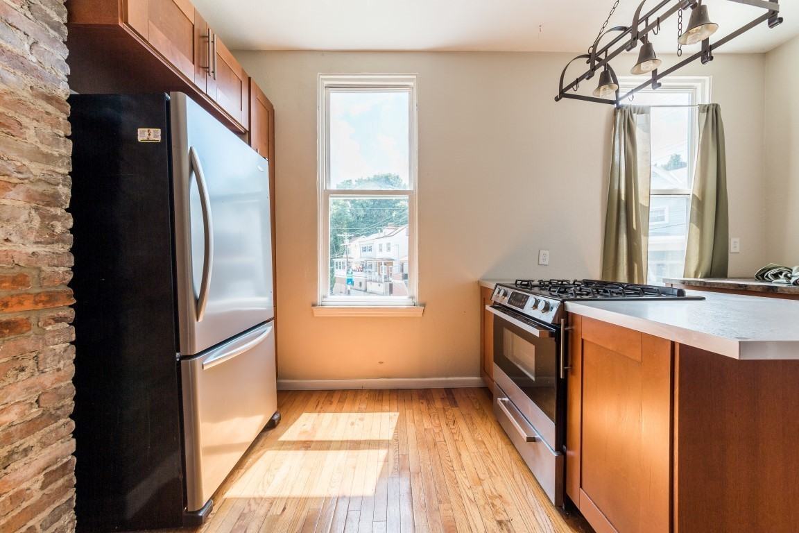 150 Saint Paul St - Photo 7 of 33