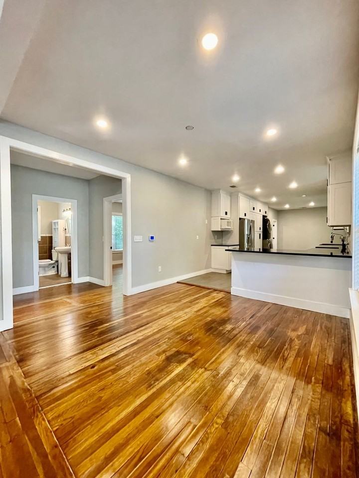 123 N Mitchell Ave - Photo 5 of 20