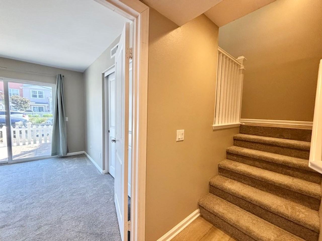 1921 Anchor Ave - Photo 3 of 30