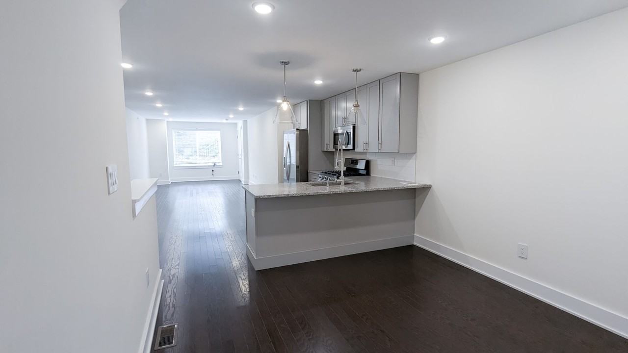 1950 N 6th St - Photo 2 of 21