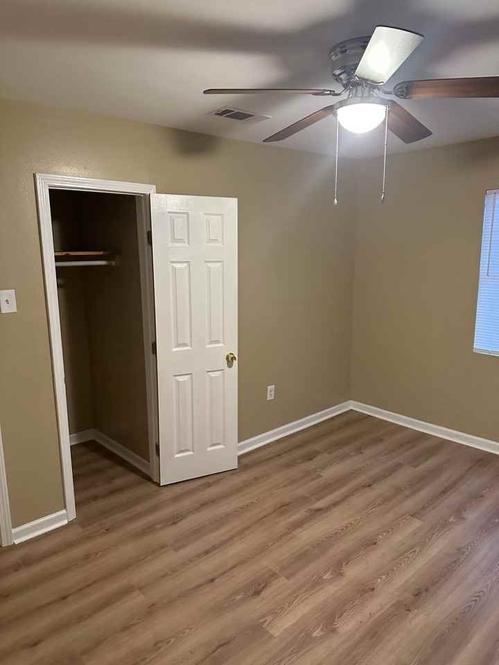 5522 Wilton Dr - Photo 6 of 13