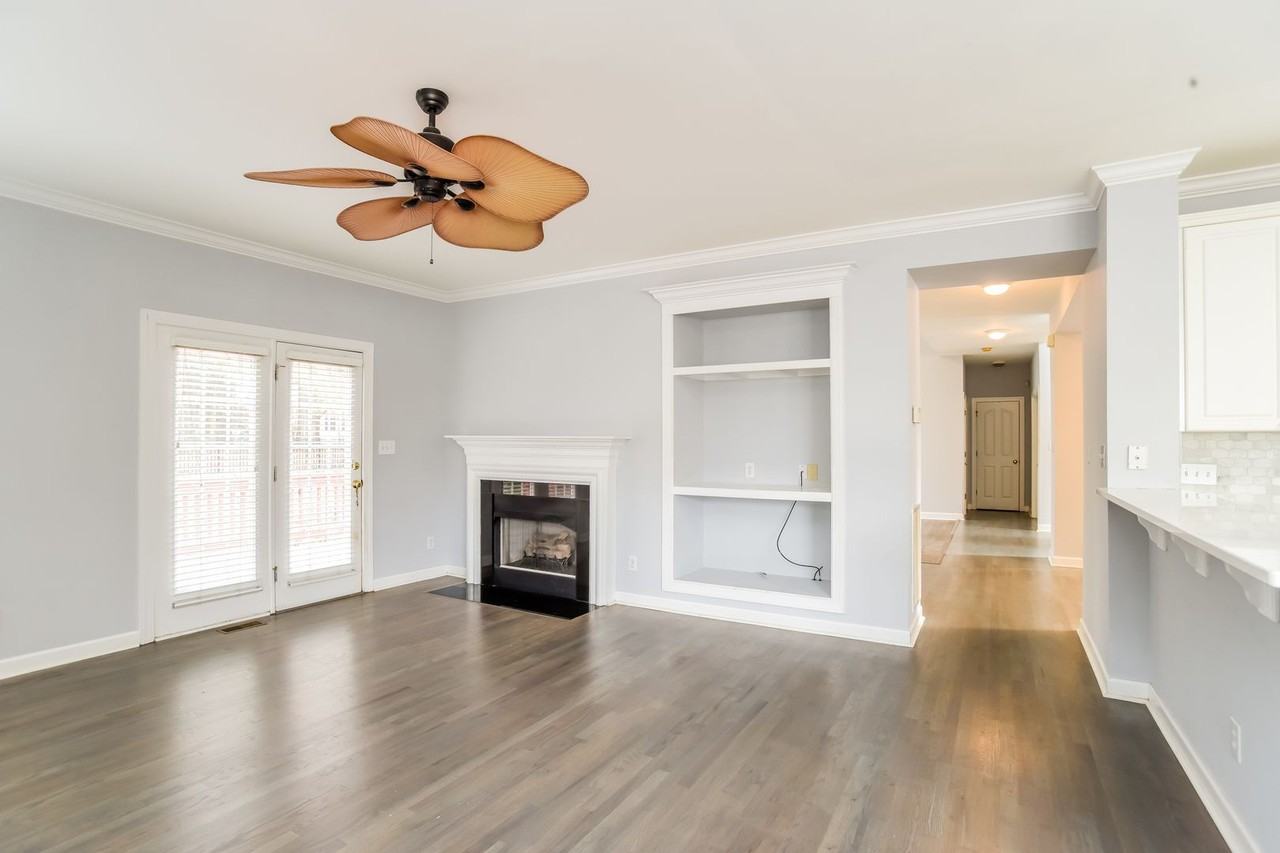 14827 Hawick Manor Ln - Photo 3 of 17