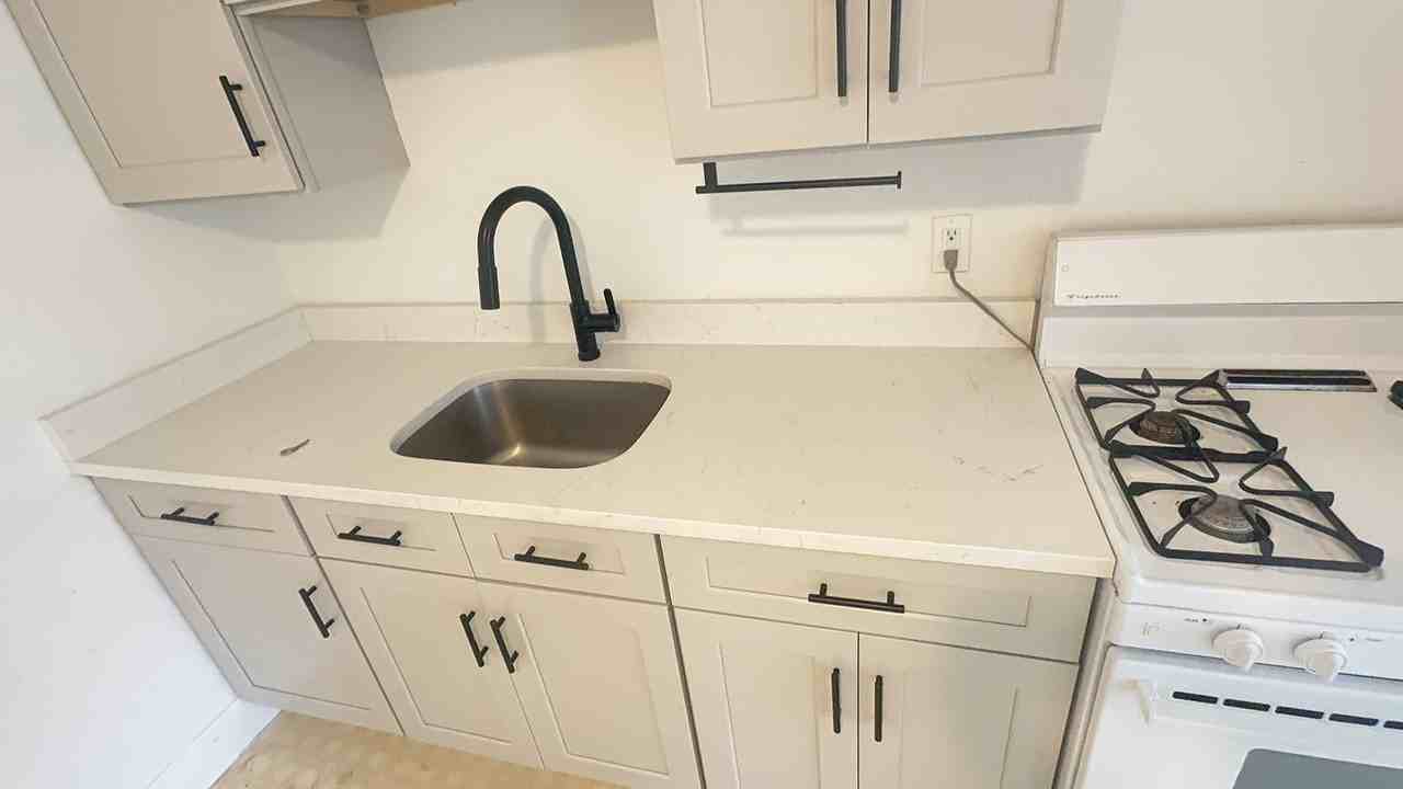 50 Market St - Photo 4 of 5