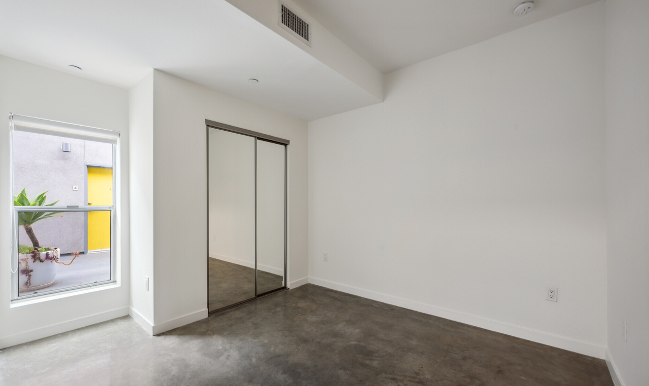 Luxury Living at Mar Vista Lofts! - Photo 5 of 9