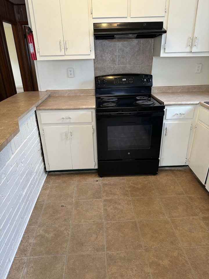 712 South Park Street - Photo 5 of 21