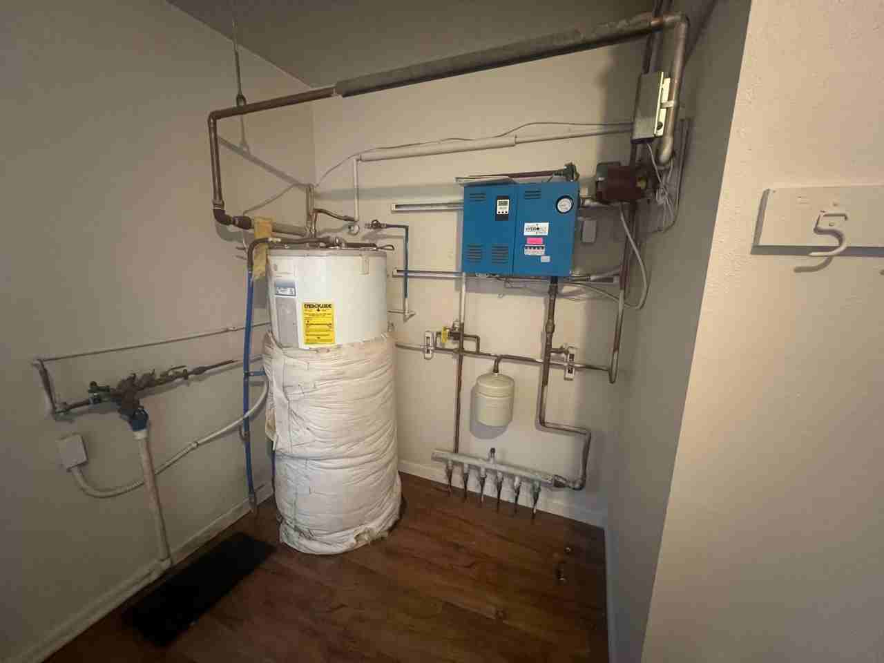 1511 E 29th Ave - Photo 5 of 14