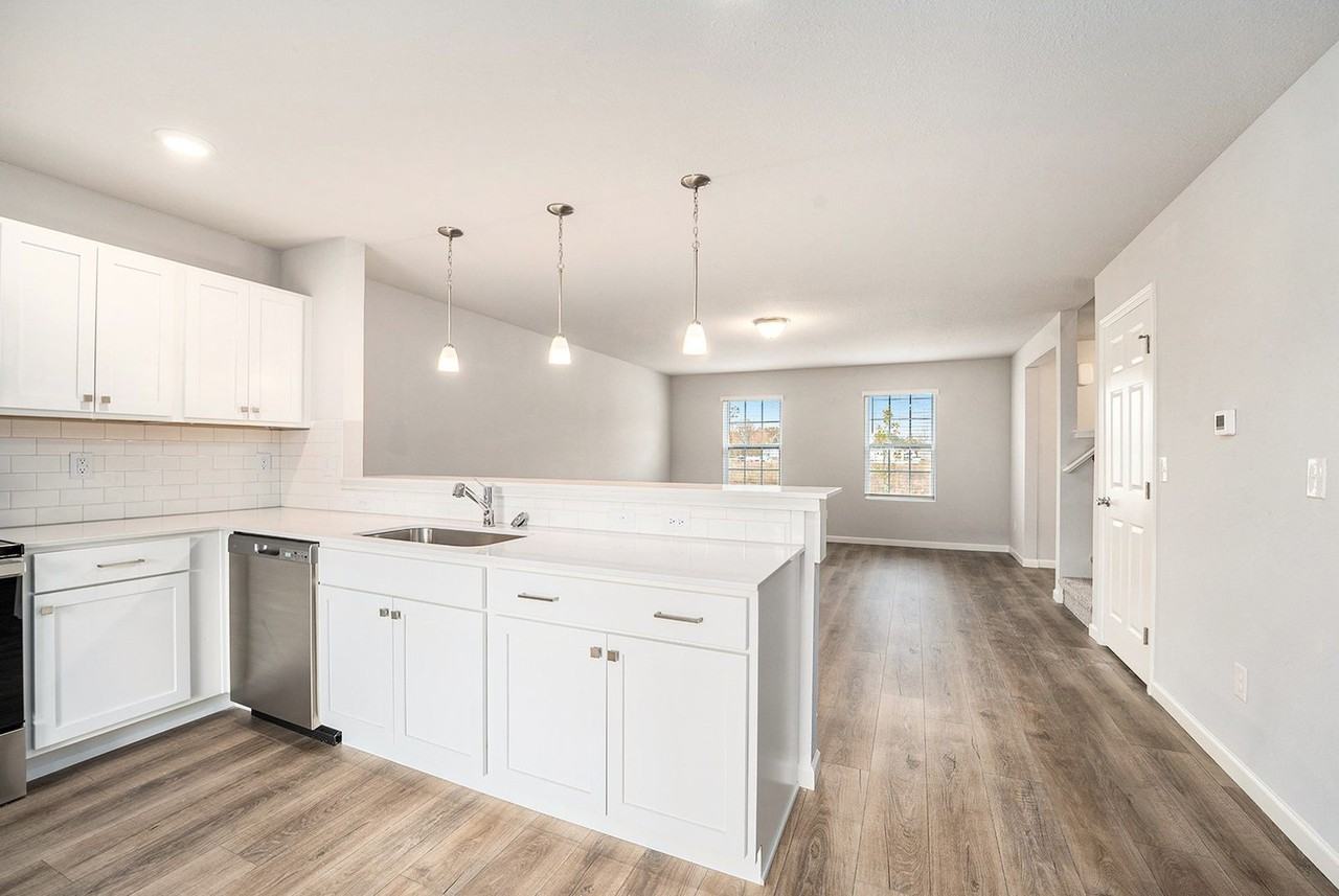 1610 Autumn Ridge Ln - Photo 3 of 22