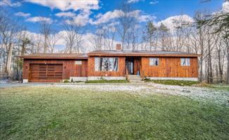 featured image of 441 Burlingham Rd