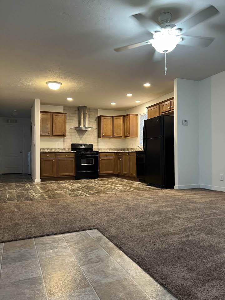 106 23rd St Nw #396 - Photo 3 of 35