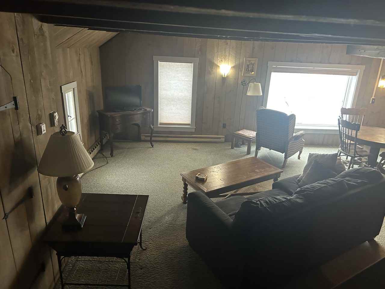 32 Belgrade Road - Photo 3 of 17