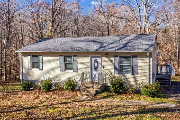 6515 Patuxent Woods Ln - Photo 2 of 16