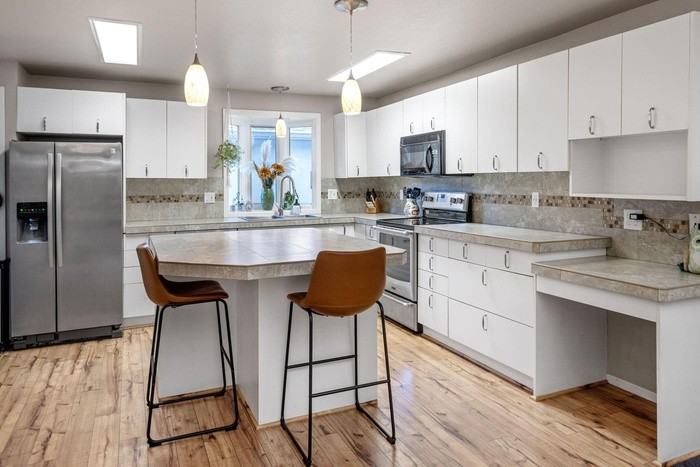 1050 Ne Butler Market Rd #1050 - Photo 3 of 8