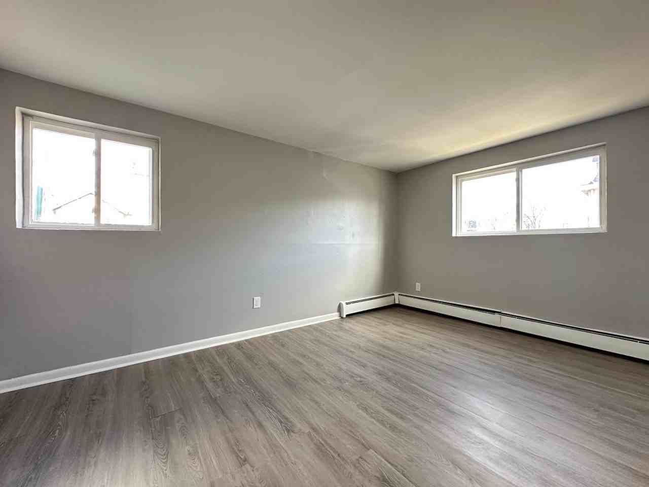 300 Main St #A7 - Photo 5 of 6