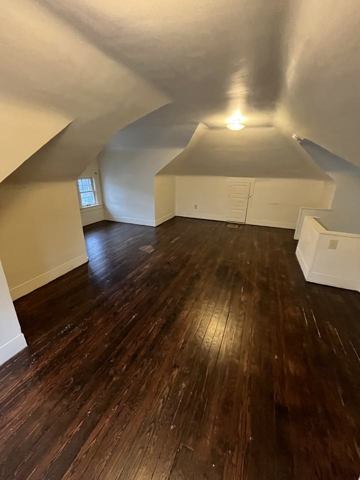 128 Corson Ave #NA - Photo 3 of 20