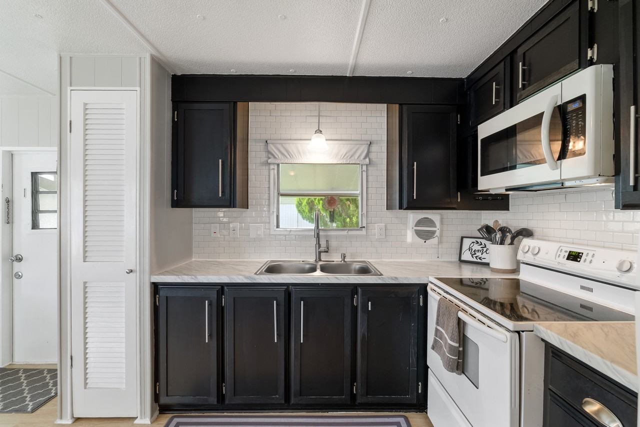 3829 Kim Dr #NA - Photo 4 of 37