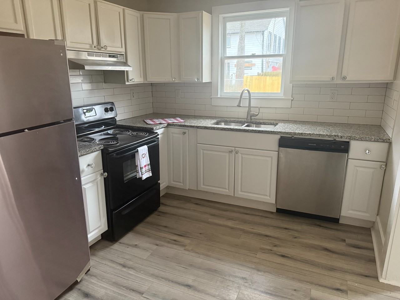 372 Griffin St Nw - Photo 4 of 18