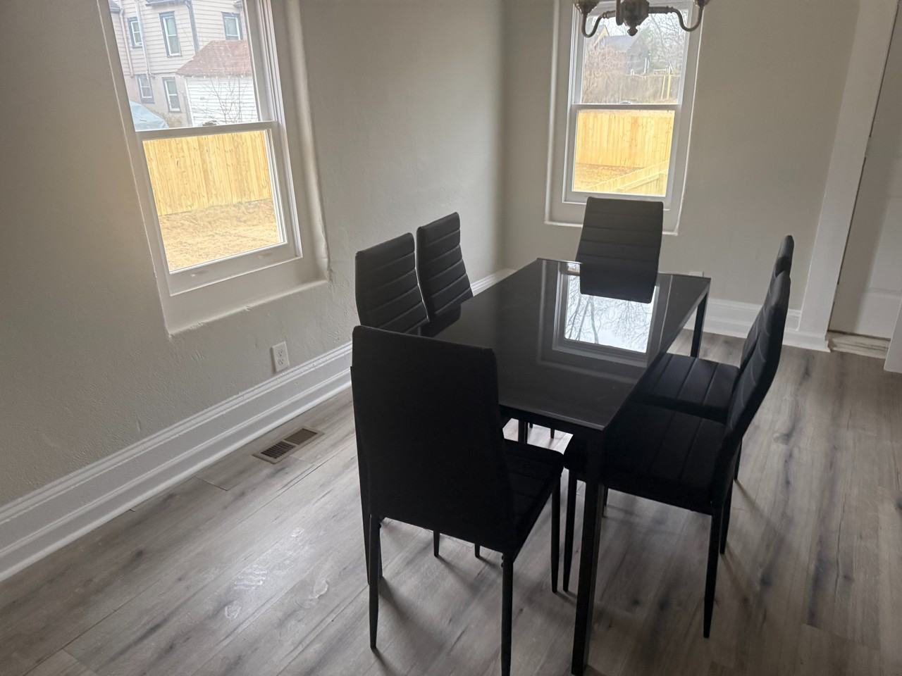 372 Griffin St Nw - Photo 5 of 18