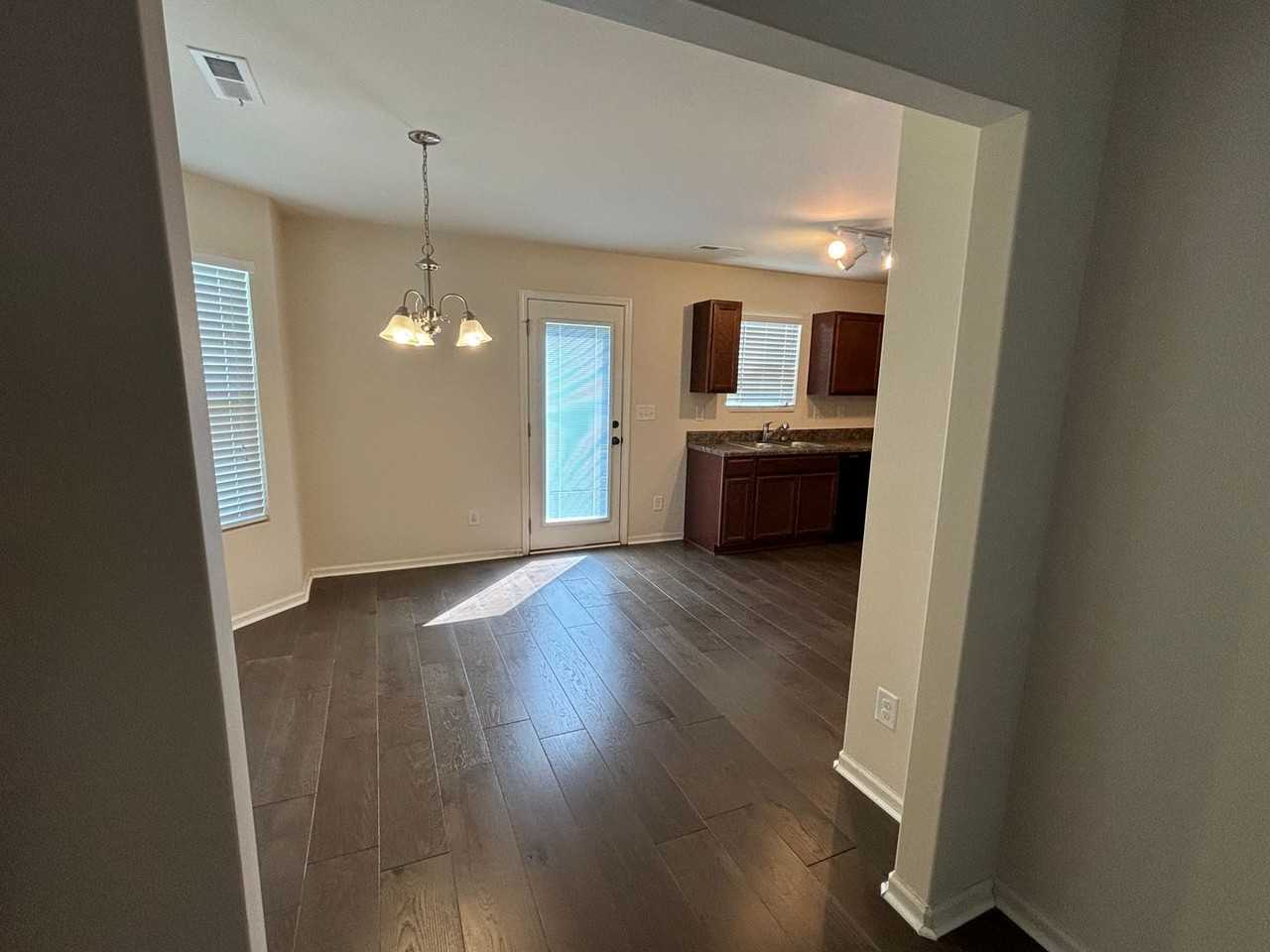 817 Ranchero St - Photo 4 of 23