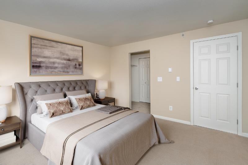 Monterey at Lake View Drive - Photo 7 of 14