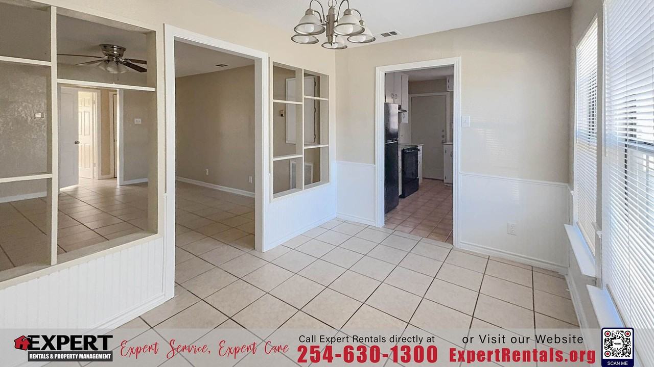 907 Wells St - Photo 4 of 19