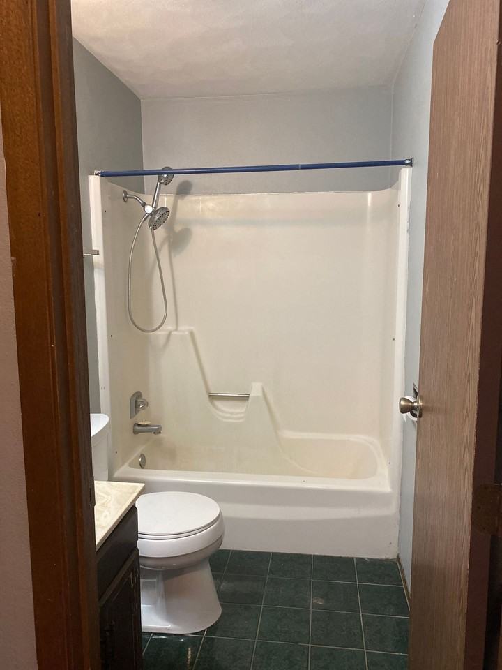 115 Central - Photo 5 of 7