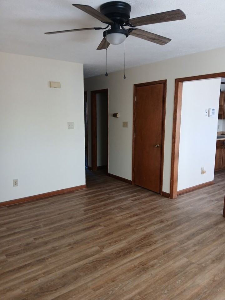 5913 Labonte Rd - Photo 3 of 13